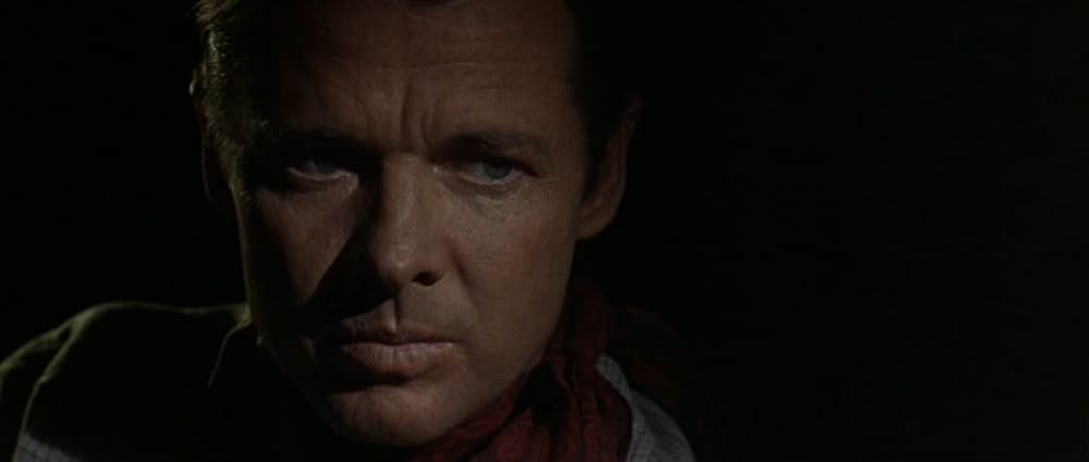 手錠の男の画像