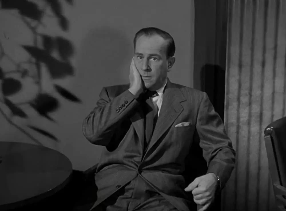 「凸凹透明人間」バッド・アボットの画像