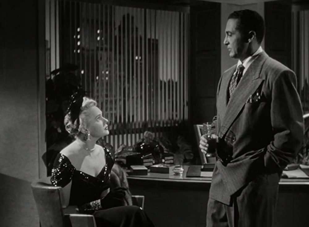 凸凹透明人間の画像