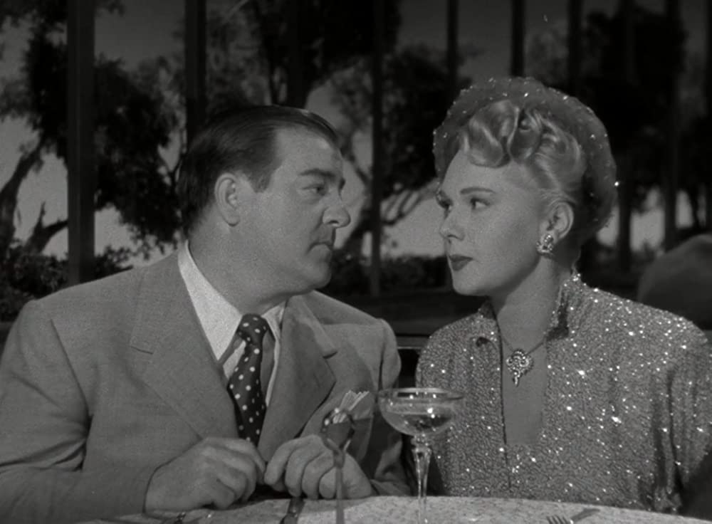 凸凹透明人間の画像