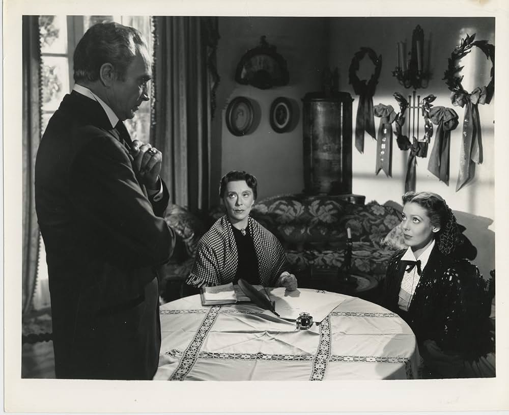 嘆きの白薔薇の画像