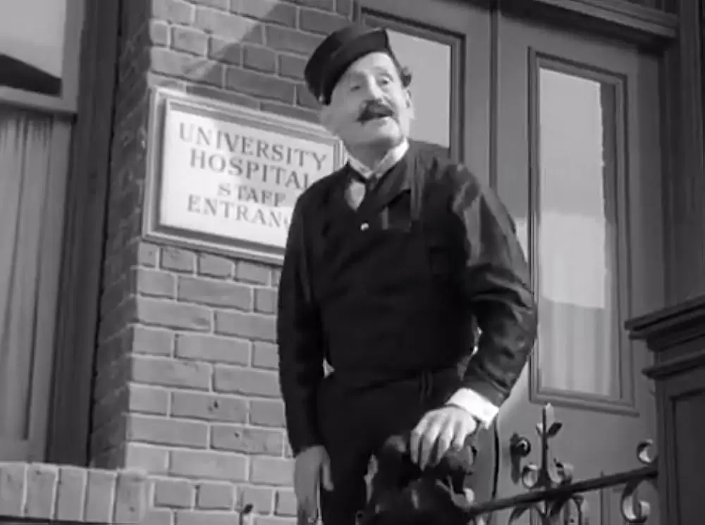 謎の下宿人の画像