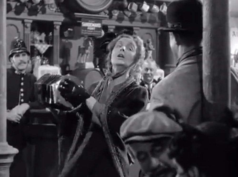 謎の下宿人の画像