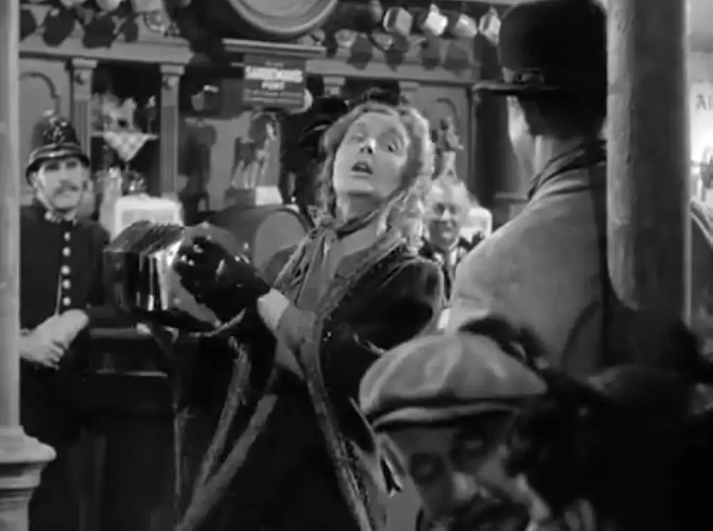 謎の下宿人の画像