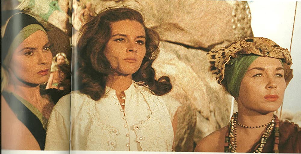 熱砂の女盗賊の画像