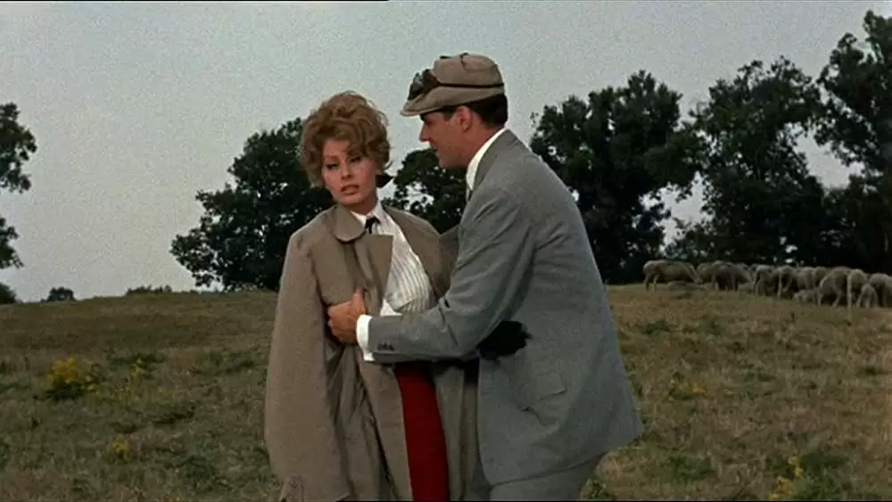 「バラ色の森」ソフィア・ローレン & ジョン・ギャビンの画像