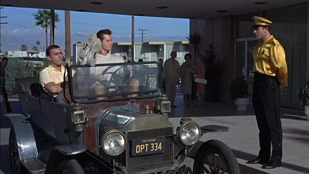 パームスプリングの週末の画像