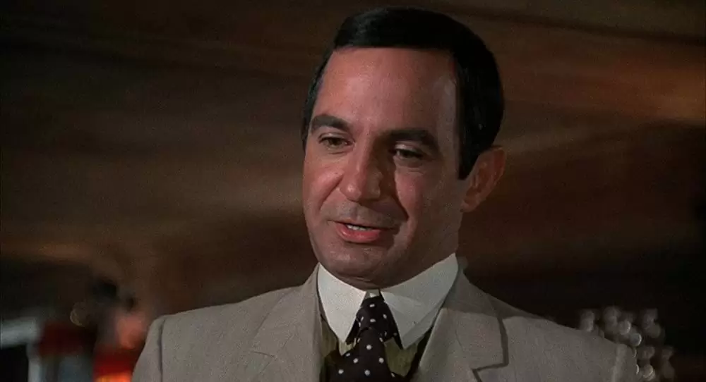 「ビッグ・ボス」ベン・ギャザラの画像