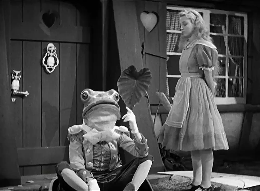 「不思議の国のアリス」シャーロット・ヘンリーの画像