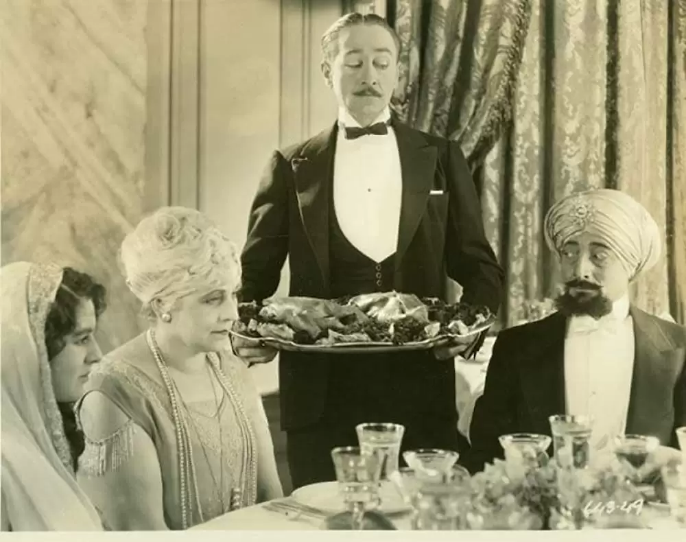 「婦人に御給仕（1927）」アンドレ・シュロン & アドルフ・マンジューの画像