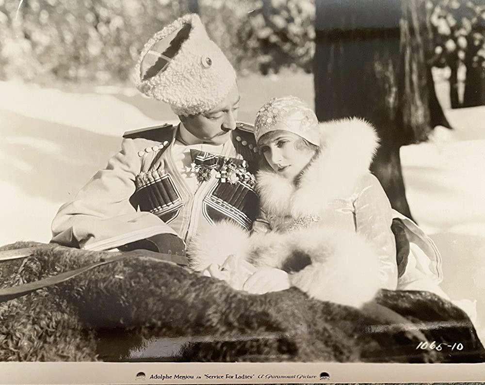 婦人に御給仕（1927）の画像