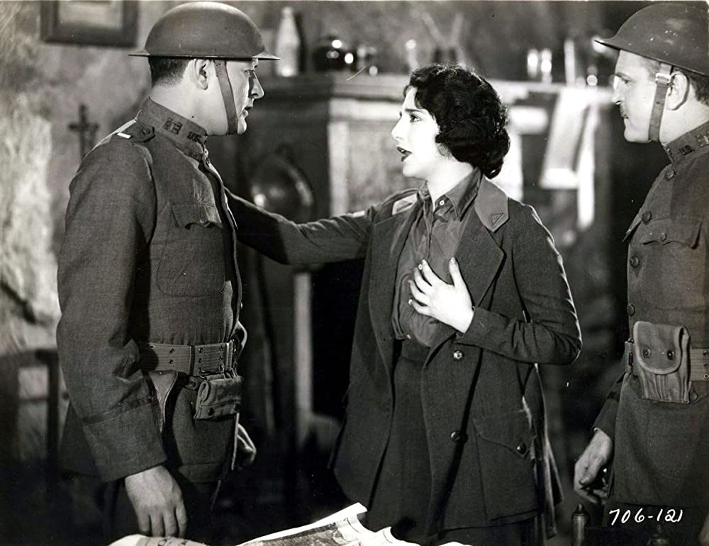 霹靂の巨弾の上にの画像