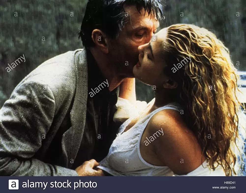 「ボディヒート」ドリュー・バリモア & トム・スケリットの画像