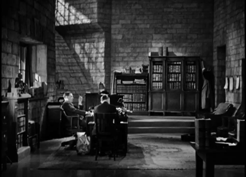 鏡の前の接吻の画像