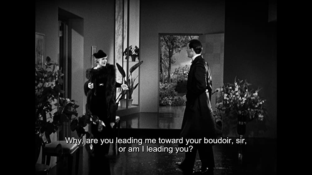 鏡の前の接吻の画像