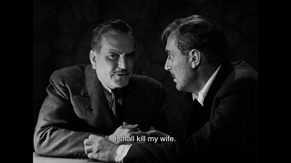 鏡の前の接吻の画像