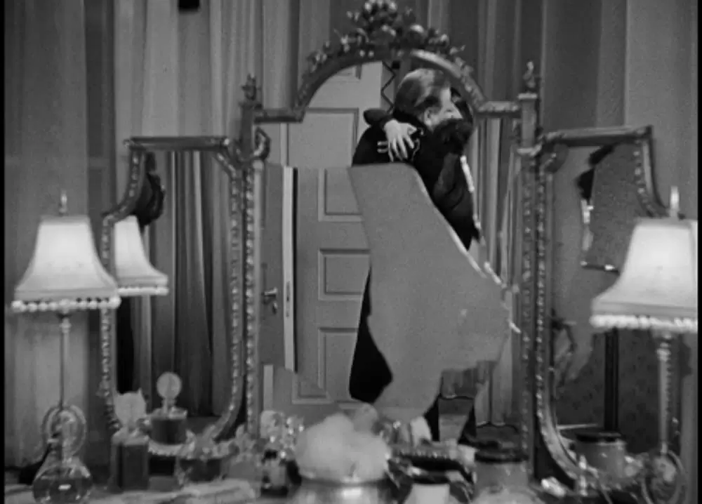 「鏡の前の接吻」ナンシー・キャロル & フランク・モーガンの画像