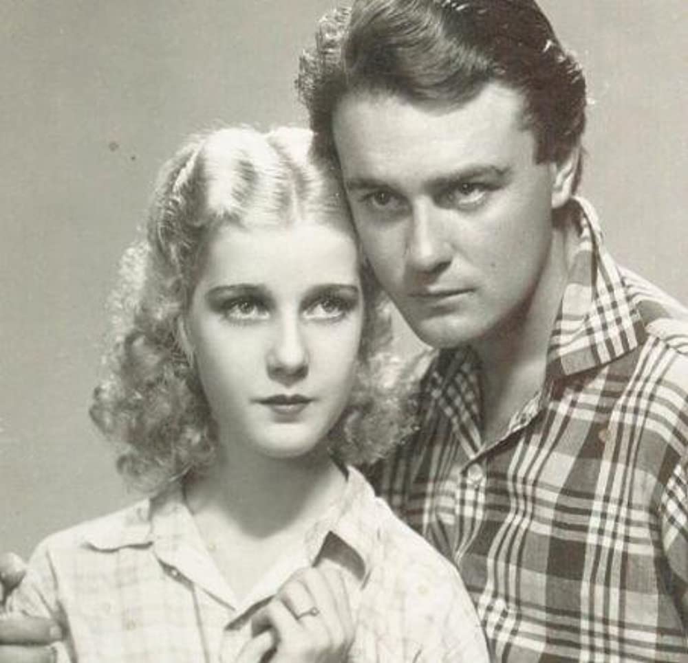 楽園の大河の画像