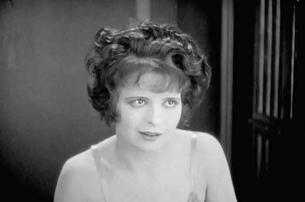 「赤ちゃん母さん」クララ・ボウの画像