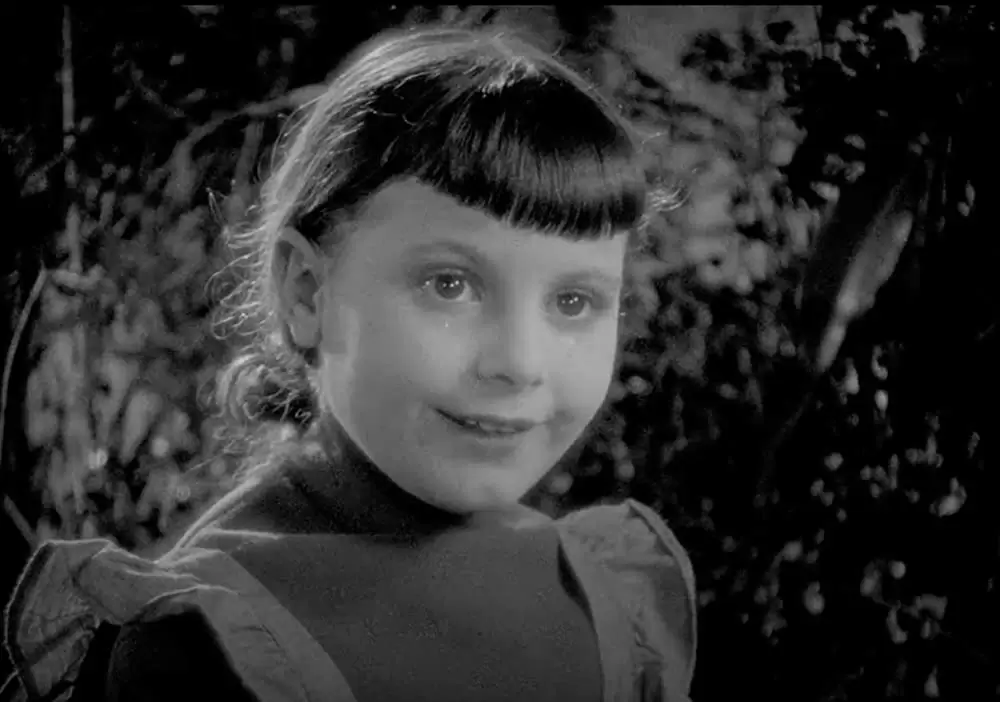 「赤ちゃん母さん」ジョイス・コードの画像