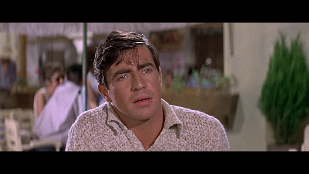 逃げる男の画像