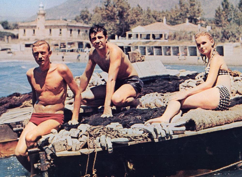 逃げる男の画像