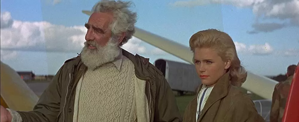 逃げる男の画像