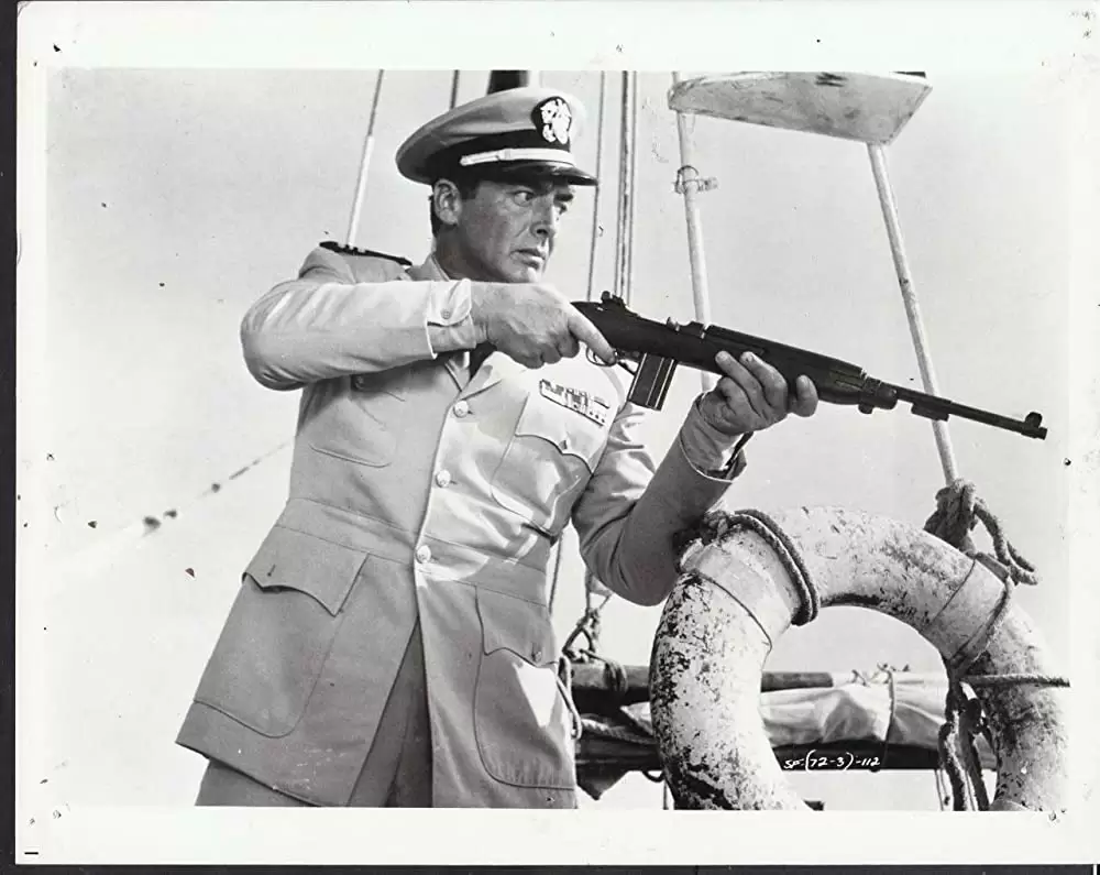 「虎鮫作戦」ビクター・マチュアの画像