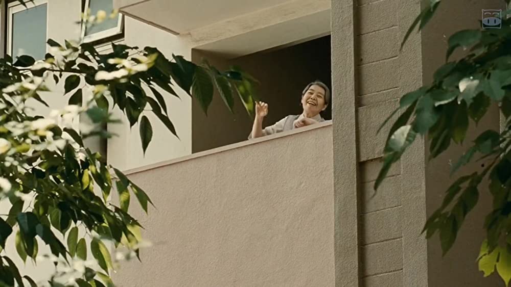 海よりもまだ深くの画像