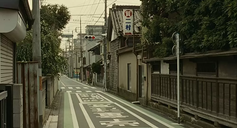 海よりもまだ深くの画像