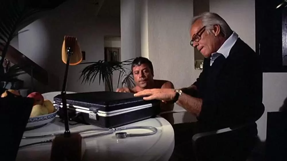 暗殺者を撃ての画像