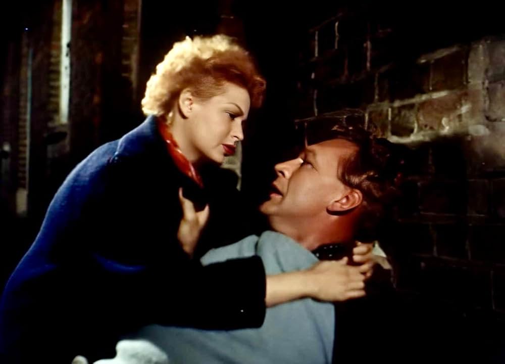 海駆ける男の画像