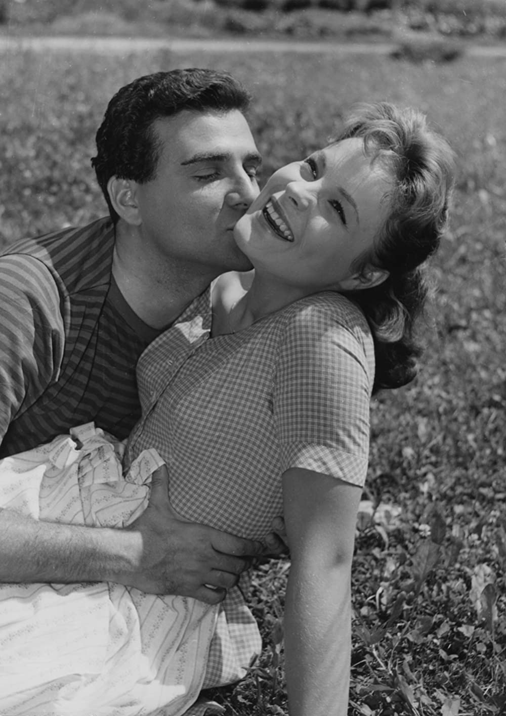 ほがらかに鐘は鳴るの画像