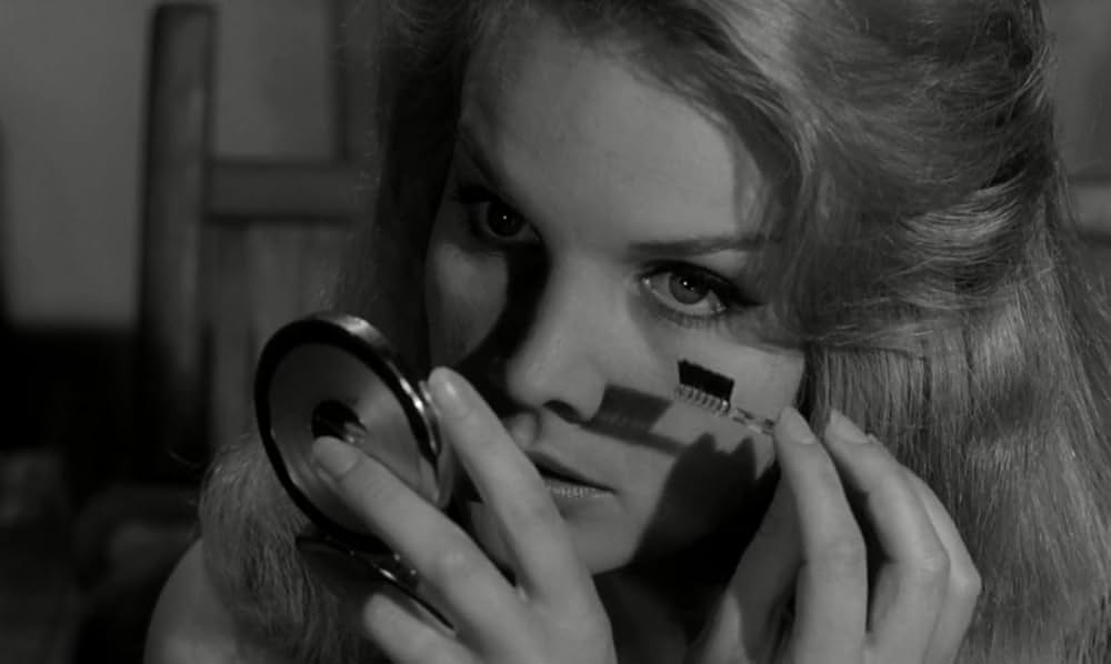 白昼の情事の画像