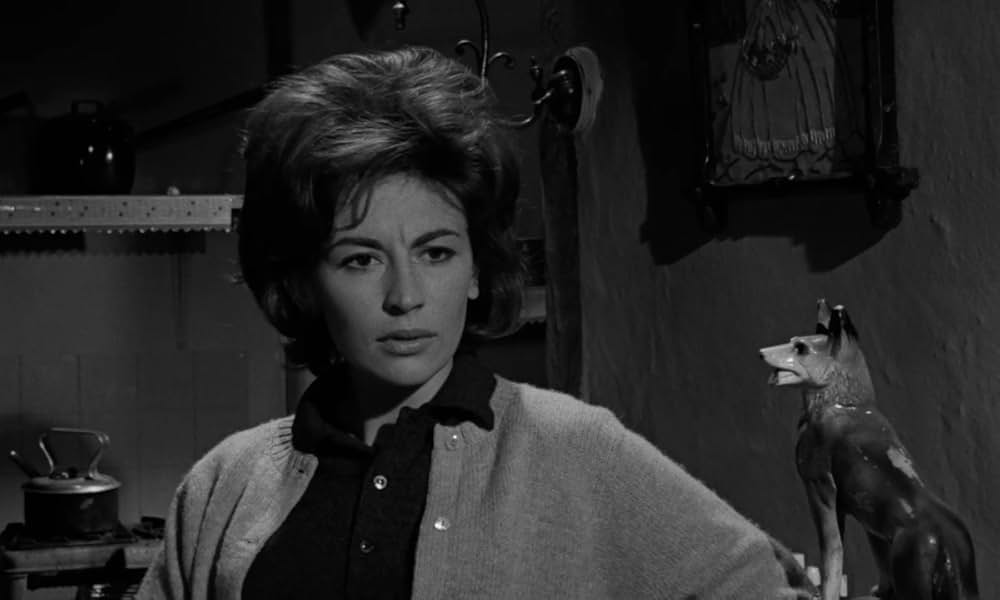 L型の部屋の画像