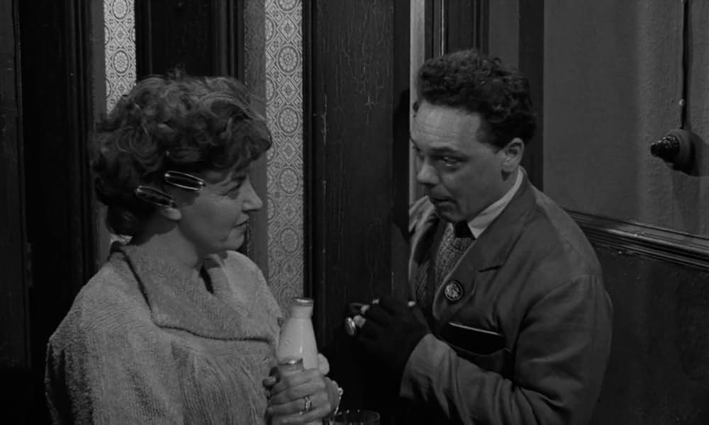 L型の部屋の画像