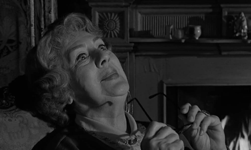 L型の部屋の画像