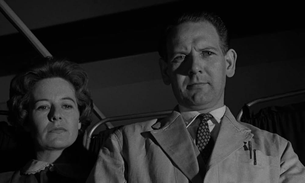 L型の部屋の画像