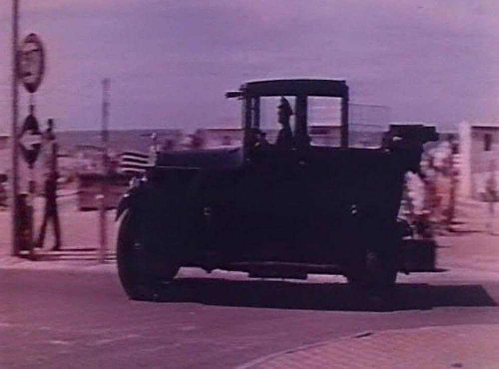 二つの顔をもつ男の画像