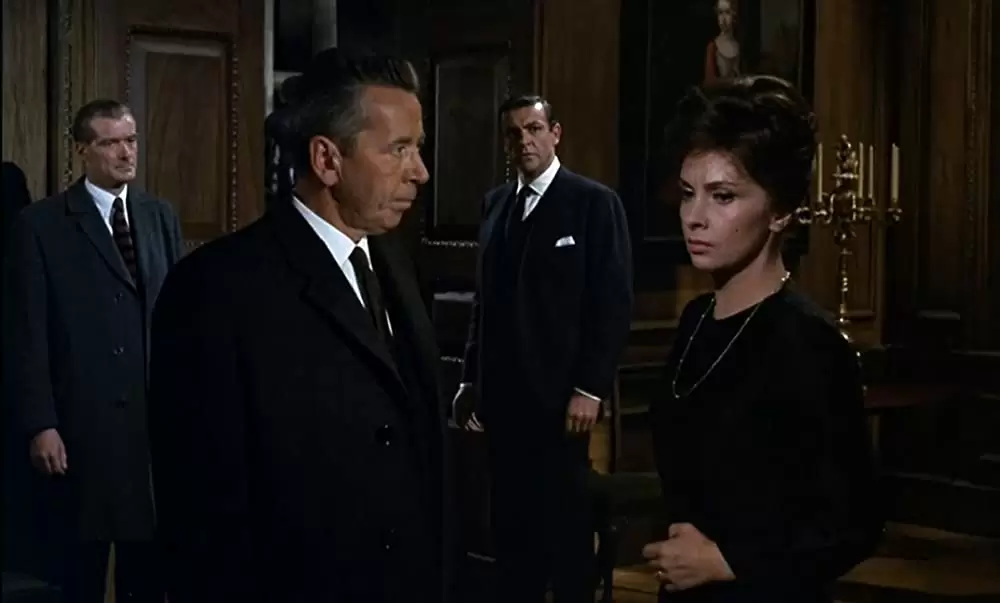 「わらの女」ショーン・コネリー & アレクサンダー・ノックス & ジーナ・ロロブリジーダの画像