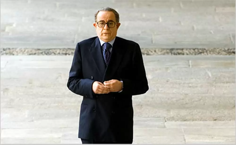 「イル・ディーヴォ 魔王と呼ばれた男」トニ・セルビッロの画像