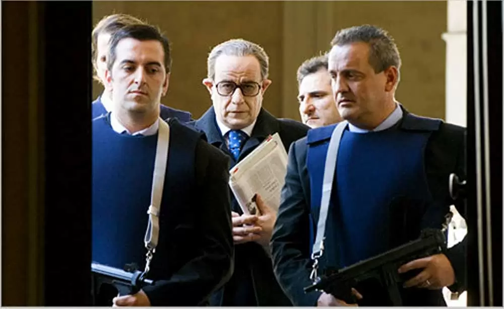 「イル・ディーヴォ 魔王と呼ばれた男」トニ・セルビッロの画像