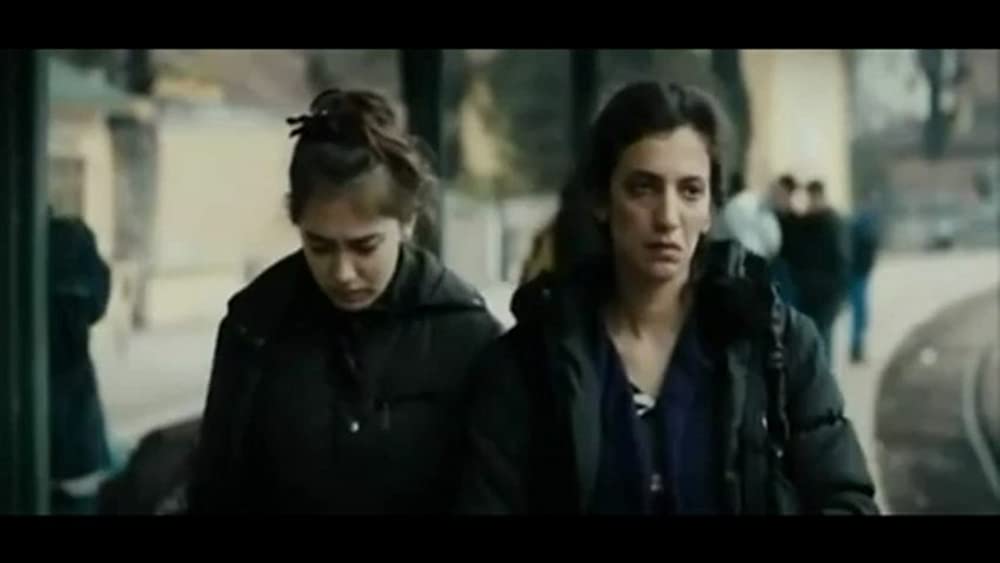 天と地の間のどこかの画像