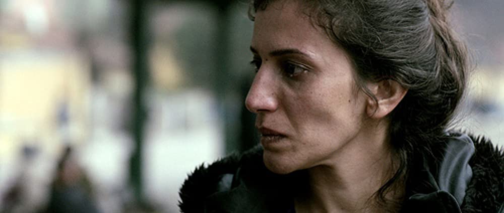 天と地の間のどこかの画像