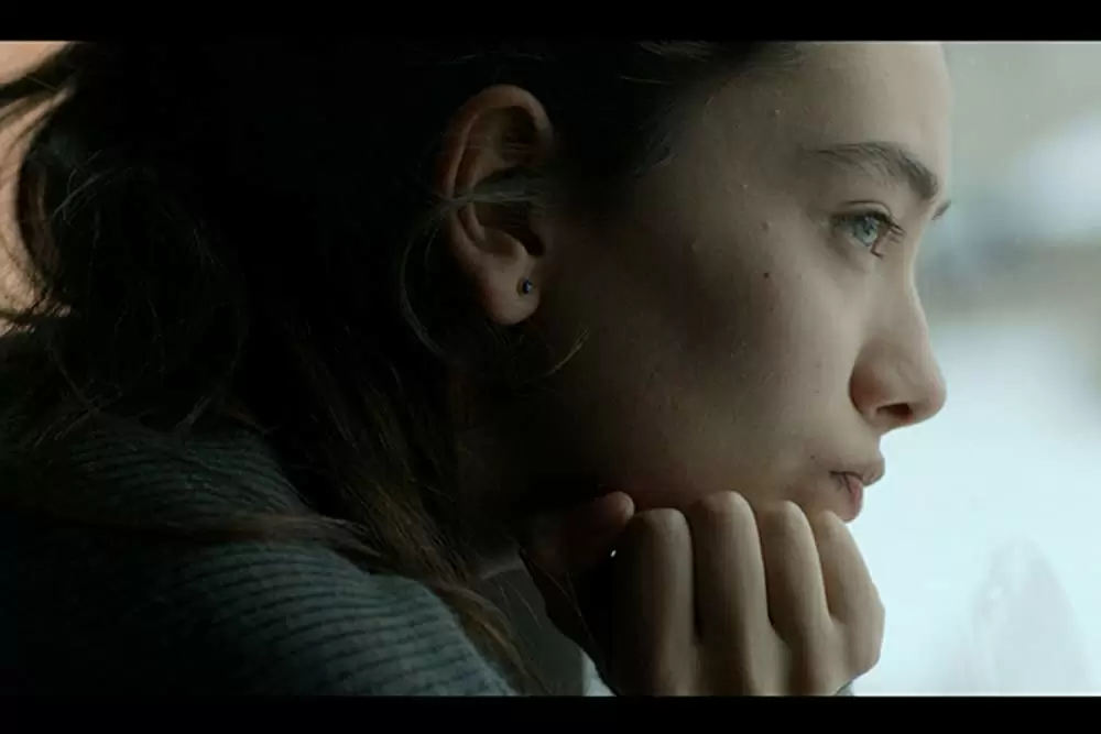 天と地の間のどこかの画像