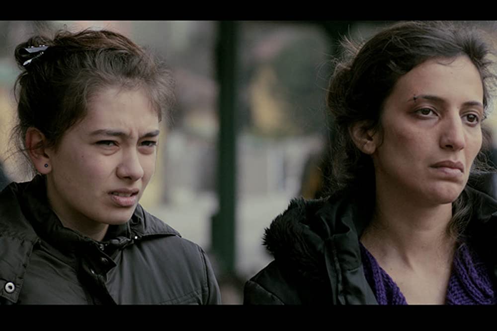 天と地の間のどこかの画像