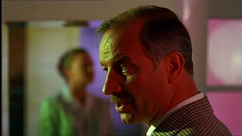 「ローラ」アーミン・ミューラー＝スタールの画像