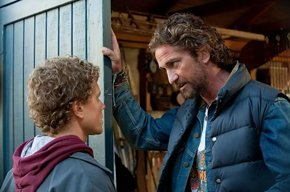 「マーヴェリックス 波に魅せられた男たち」ジェラルド・バトラー & ジョニー・ウェストンの画像