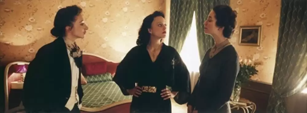 「エディット・ピアフ愛の讃歌」マリオン・コティヤール & シルビー・テステューの画像