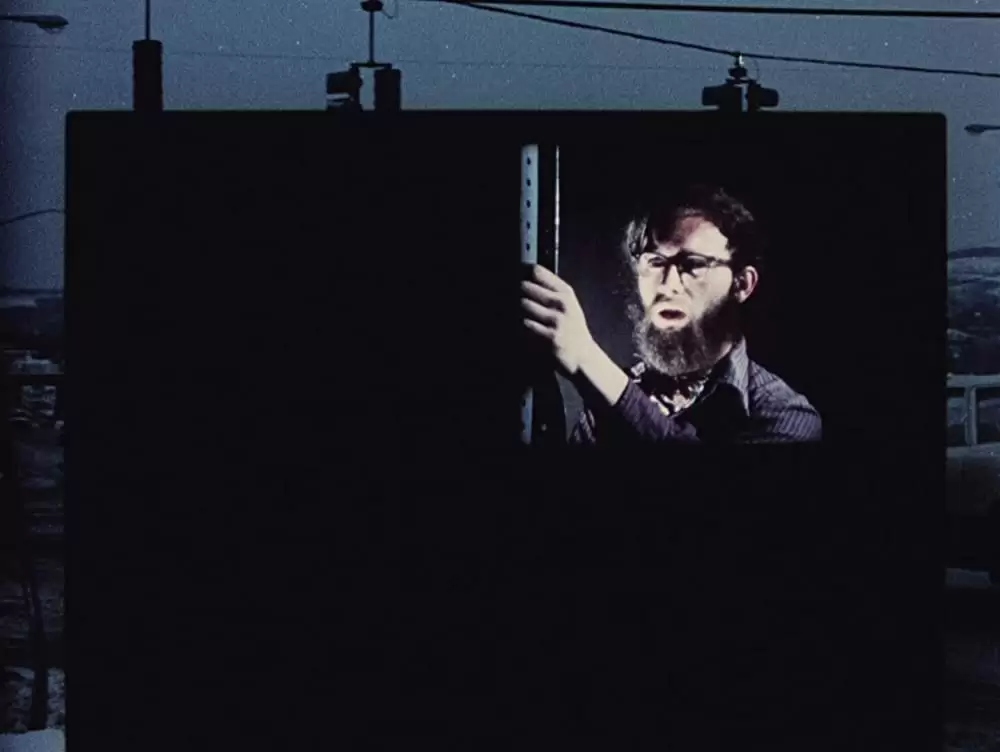 ウィ・キャント・ゴー・ホーム・アゲインの画像